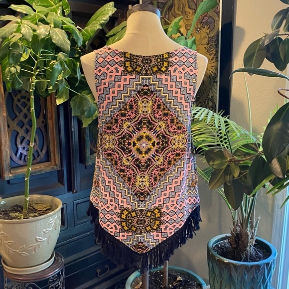 Revolve Aztec print fringed tank top - Picture 6 of 11